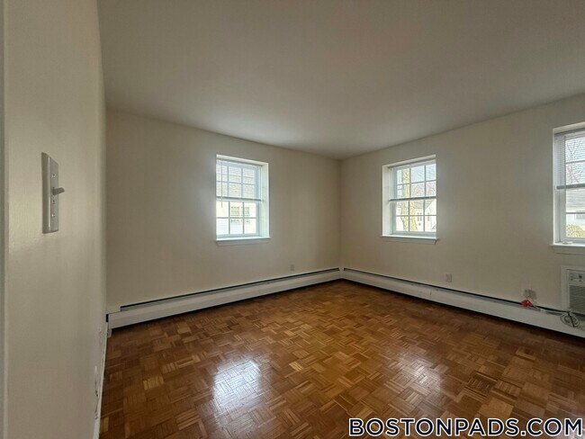 Photo - 36 Worthen Rd E Unidad A3