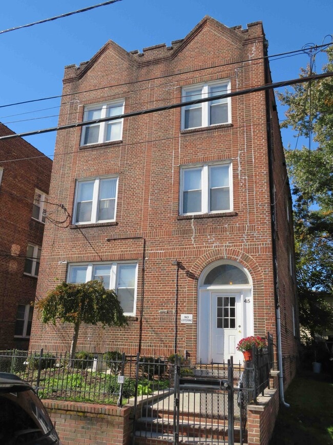Photo - 47 Watson Ave Unit APT #3R