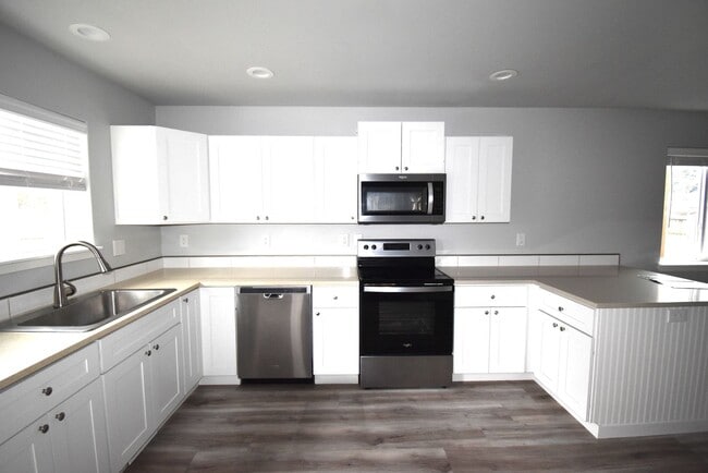 Photo - Spacious Town home.