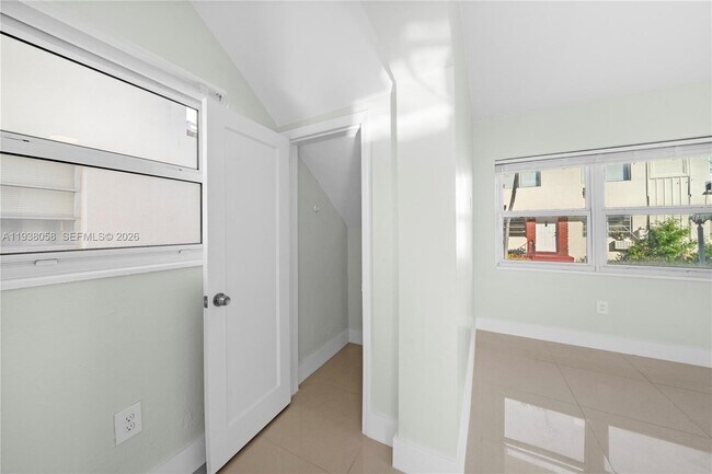 Photo - 1203 Marseille Dr Unit 21