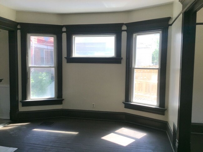 Photo - 4 bedroom 2 bathroom single family home