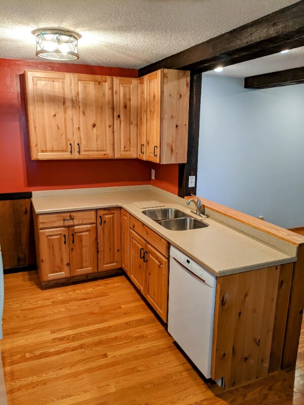 Photo - 3838 Snelling Ave