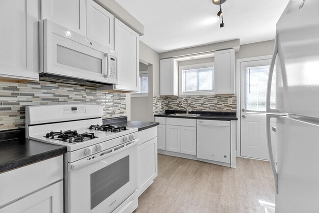 Photo - 28735 Brentwood St