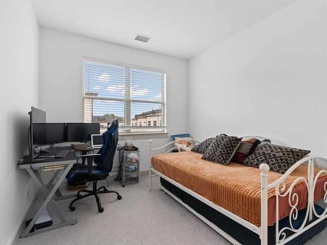 Photo - 607 Arapaho Dr