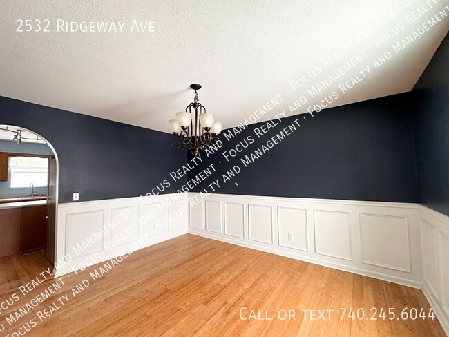 Photo - 2532 Ridgeway Ave