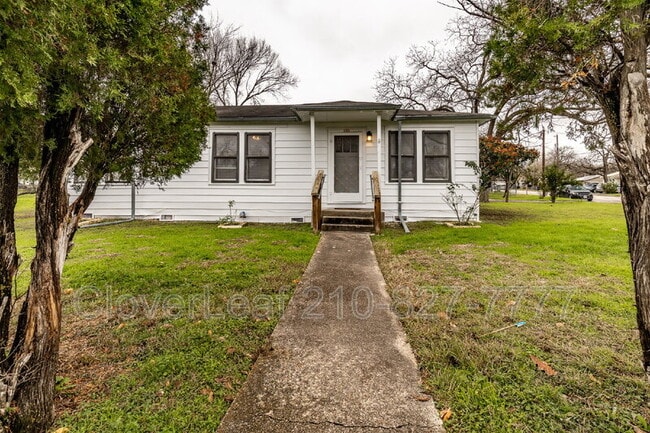 Photo - 295 N Peach Ave