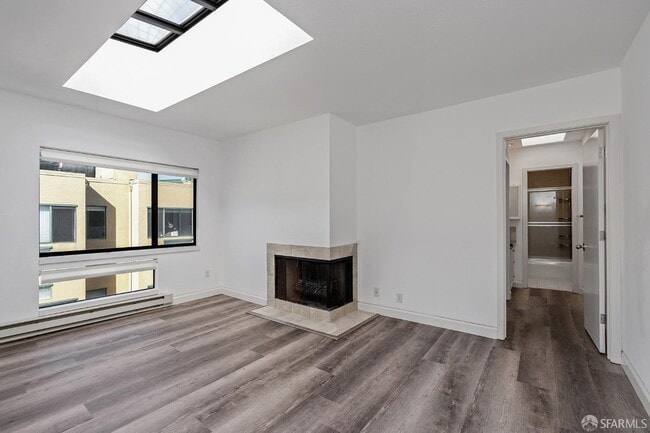 Photo - 444 Francisco St