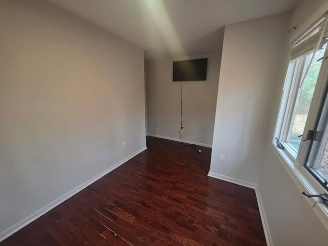 Photo - 3120 Creedon Dr
