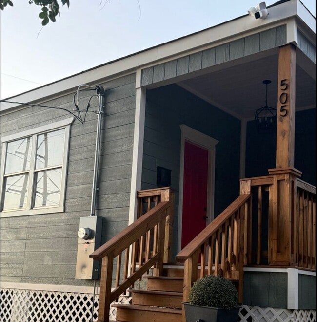 Building Photo - 505 Fairground St Rental
