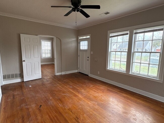 Photo - Newly Renovated Home in Hyde Park