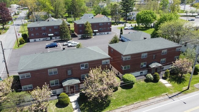 Building Photo - 36 Clinton St