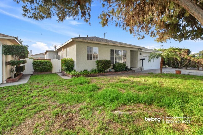 Photo - 15515 Harvest Ave