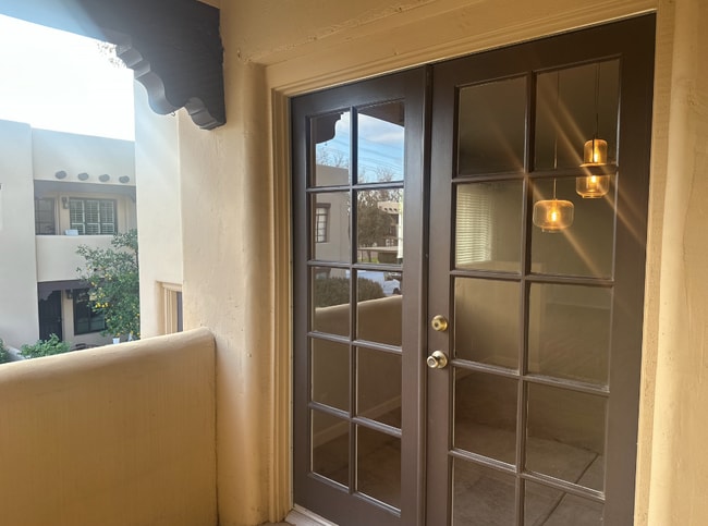 Photo - 5402 E Windsor Ave Unidad #60