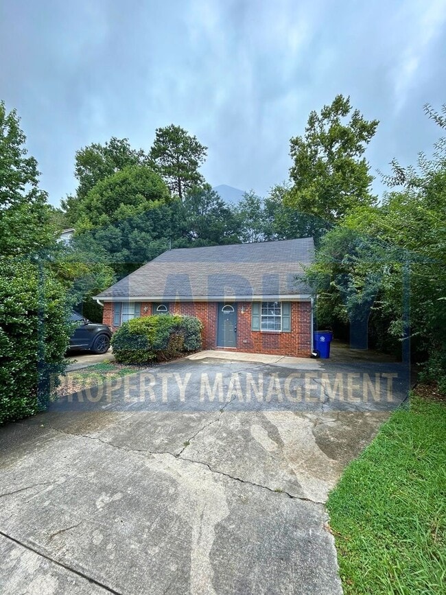 Photo - 2935 Adkisson Dr