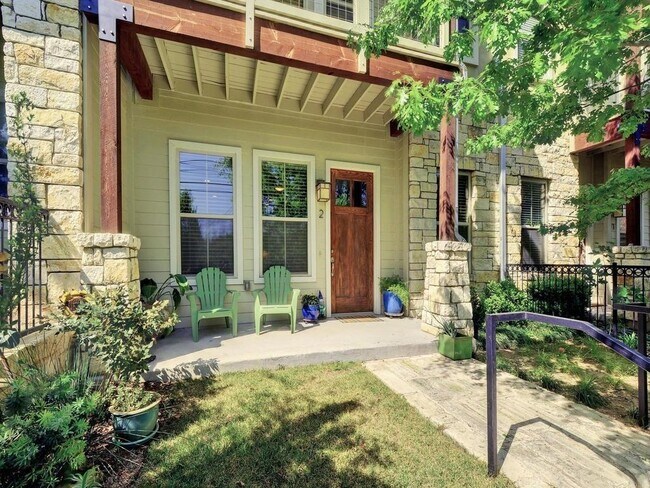 Photo - 2520 Bluebonnet Ln Unit 2