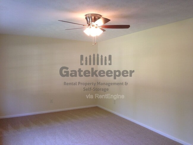 Photo - 695 Georgia Ave