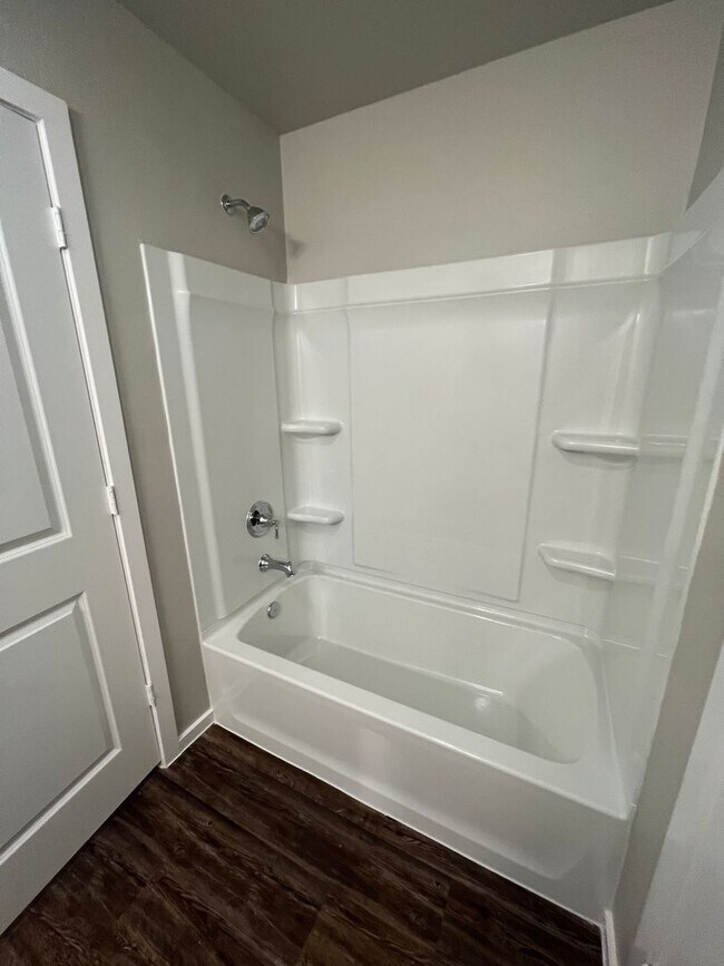 Photo - Available NOW! 3/2/1 Town Home