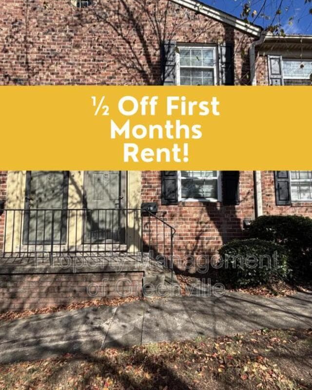 Building Photo - 2530 E North St Unit 1B