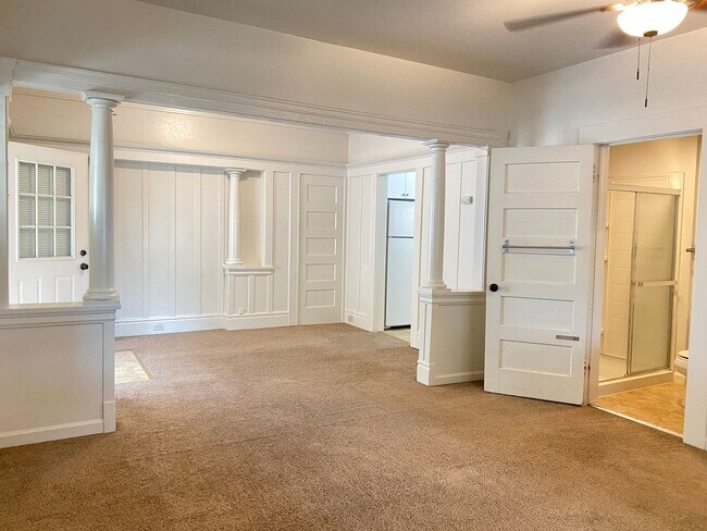 Photo - 1340-1342 N Hunter St Unidad 1338