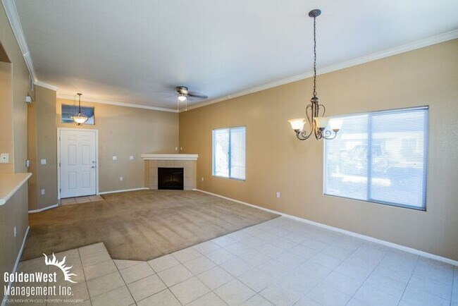 Bright & Inviting 2Bdm 2Ba Condo in Whitney