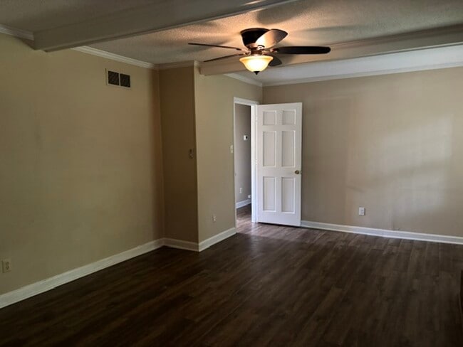 Photo - 6717 W Friendly Ave