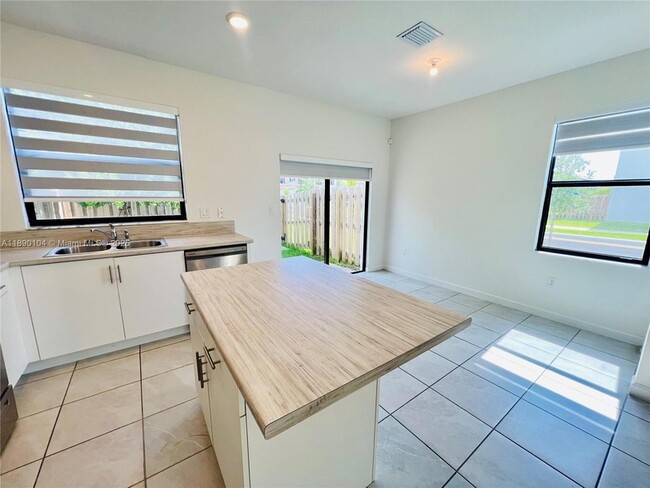 Photo - 11805 SW 246 Terrace