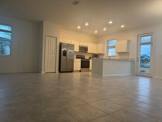 Photo - 240 Bogey Dr