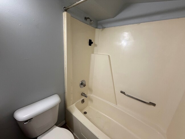 Photo - 20-B Elizabeth-