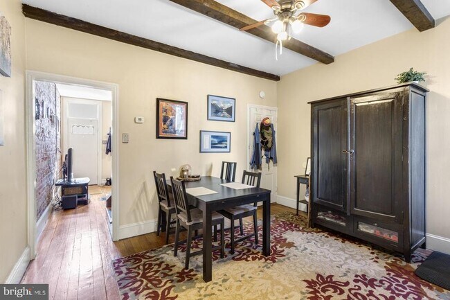 Photo - 2228 Taggert St