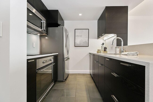 Photo - 20 2nd St Unidad 1411