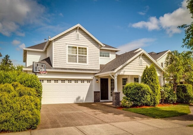 Photo - Beautiful Spacious Home!