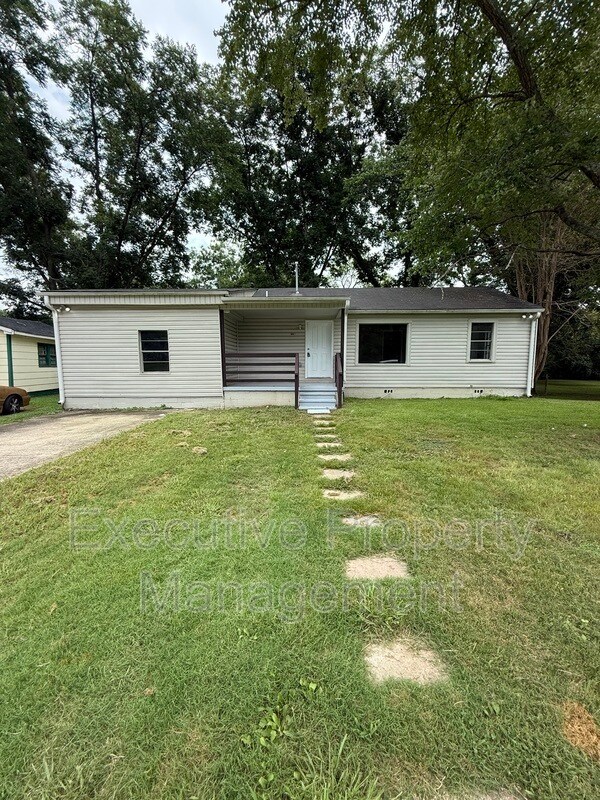 Photo - 6921 41st Ave N