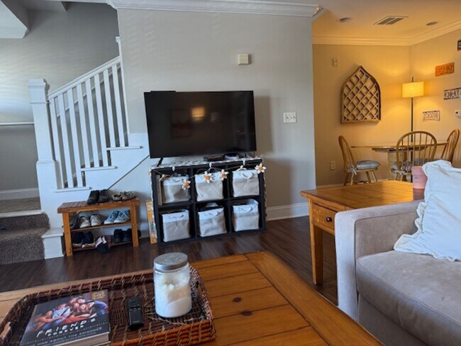 Photo - 15-1527 Kisling Unit 15-1527 - A