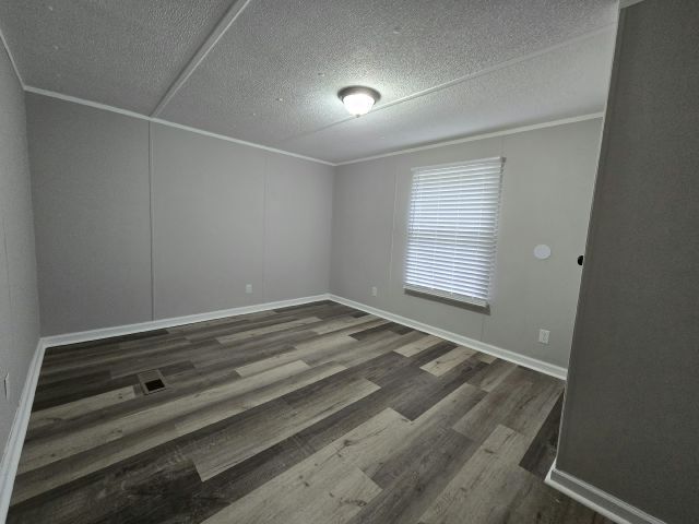 Building Photo - 1325 Wenlon Dr