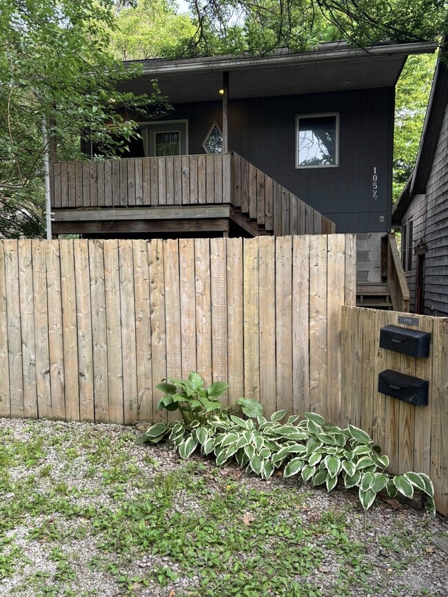 Partially privacy fenced. House to the right has been demolished and yard is now open. - 105 W Florida Ave Unit 105 W. Florida