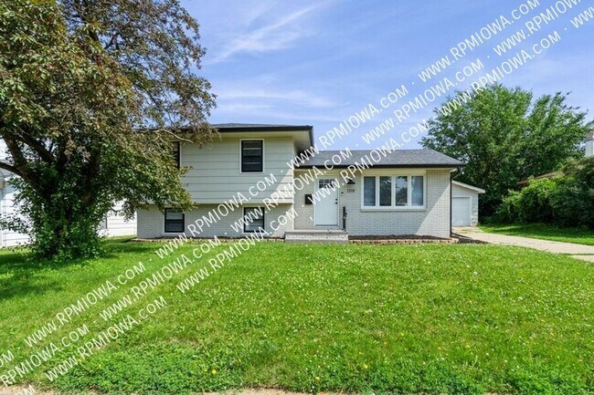 Photo - 1318 SW Kenworthy Dr