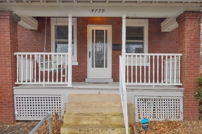 Building Photo - West Price Hill - Charming 3 bedroom 1 bath