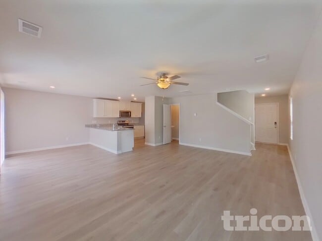 Photo - 2124 Southlea Dr