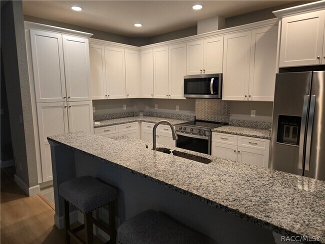 Photo - 13 Whitewood Ct