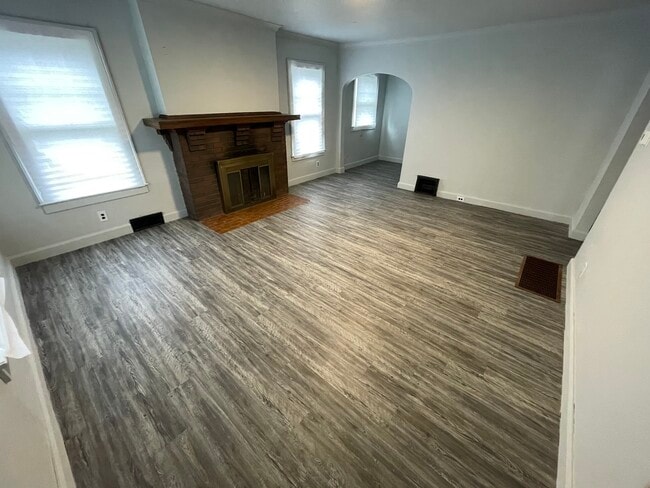 Photo - 22 Delaware Ave