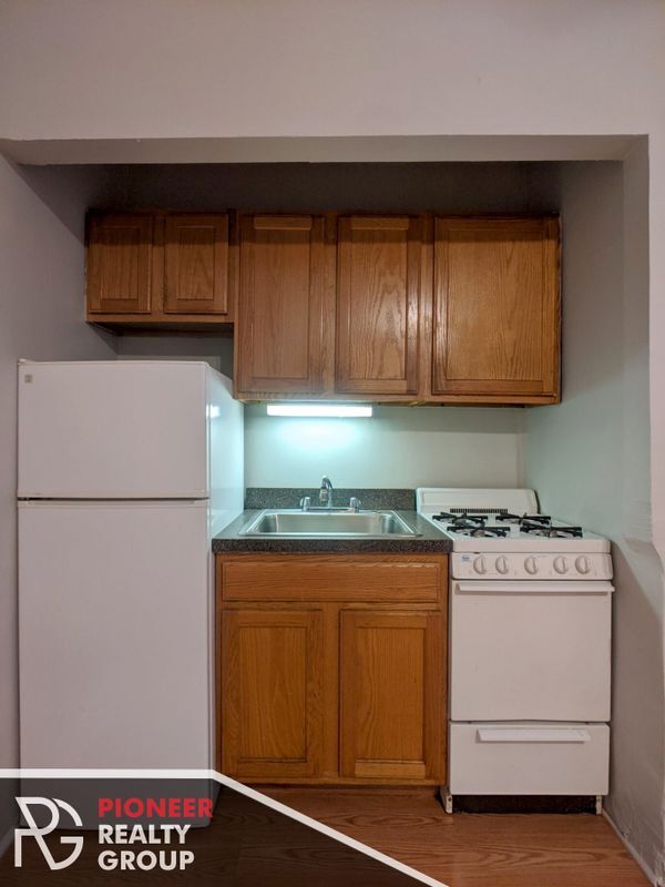 3831 N Fremont St Unit 302