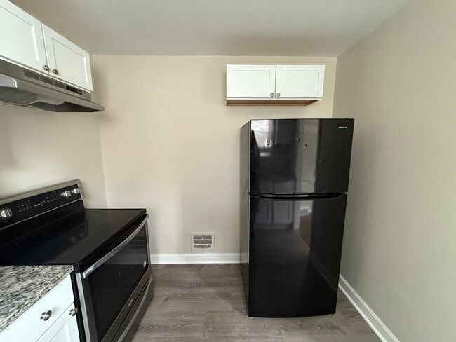 Photo - Fully Renovated 3-Bedroom Home – Move-In R...
