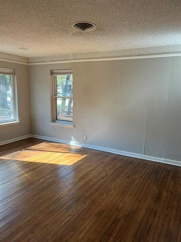 Photo - 501 Merrill Dr