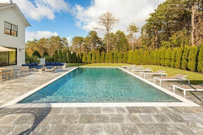 Photo - 16 Cheviot Rd