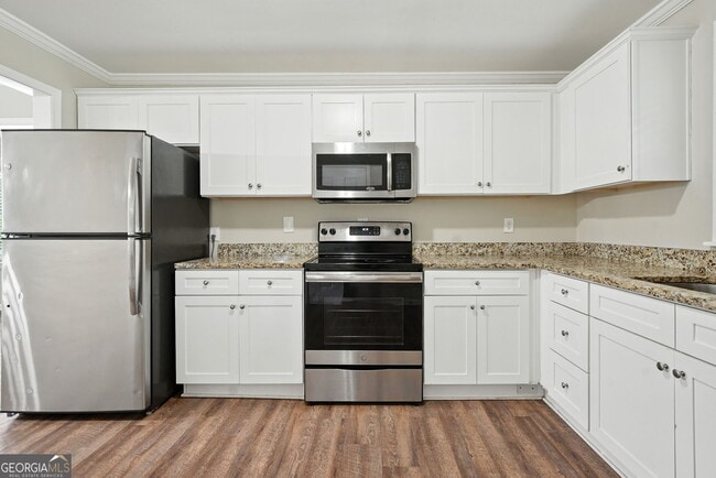 Photo - 2493 Miriam Ln