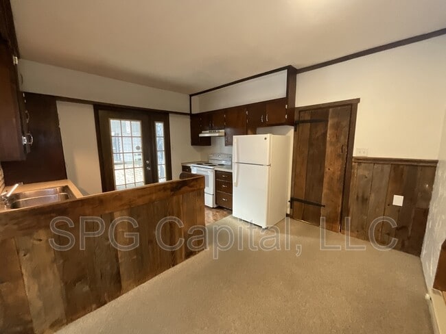 Photo - 58 S Corporation St