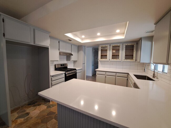 Photo - Beautifully Updated 3/2 in Yucca Valley!