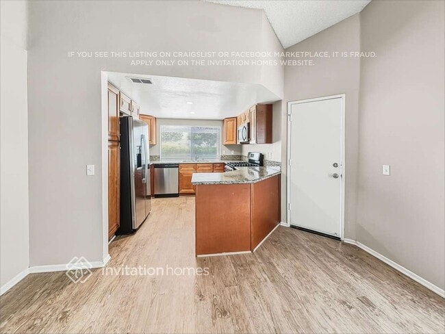 Photo - 15778 Jalanie Ln