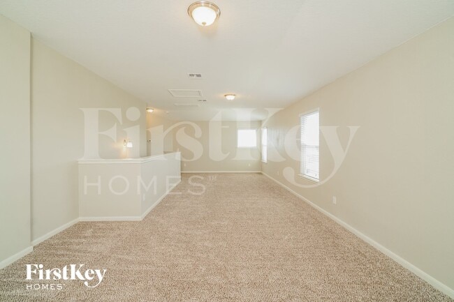 Photo - 2267 Hawk Dr
