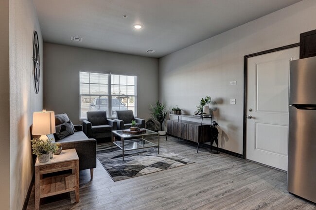 5626 W 32nd St Unit 5618 w 32nd St